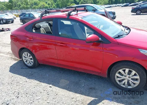 2019 Hyundai Accent Se z USA, uszkodzony, nr VIN 3KPC24A3XKE049272